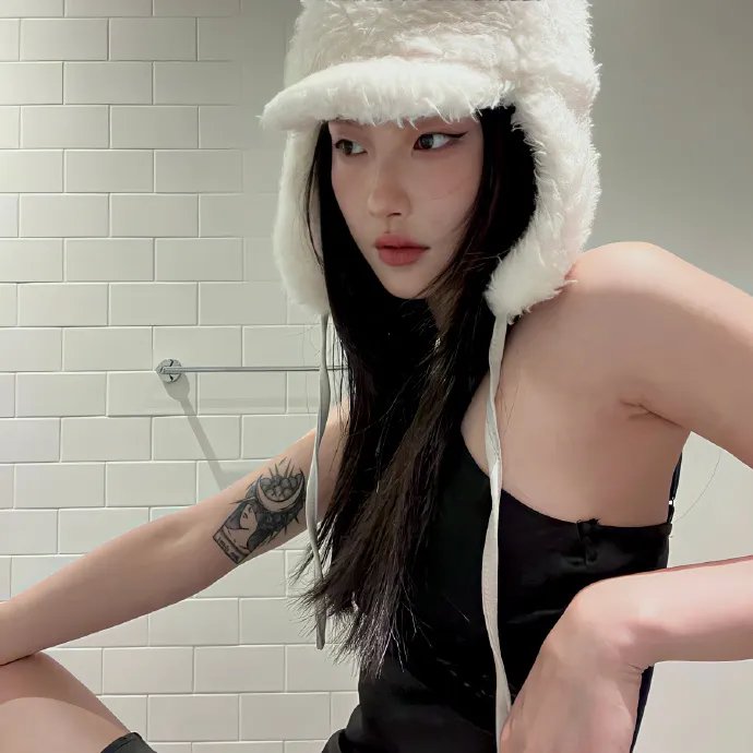 一样的世界封面